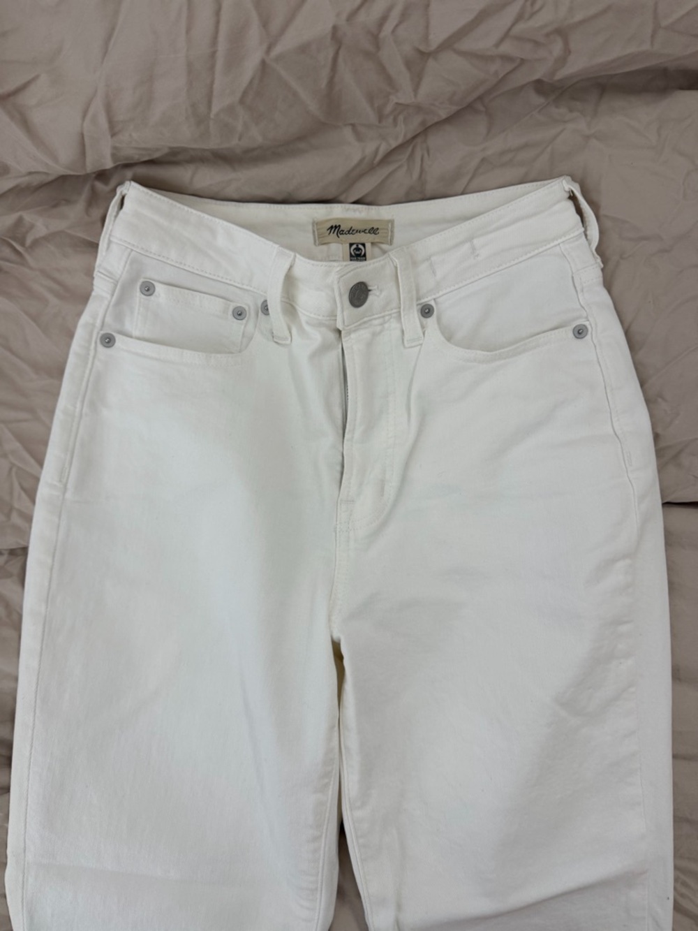 Madewell Curvy High-Rise Jeans in White